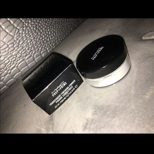 Mac prep+prime transparent finishing powder